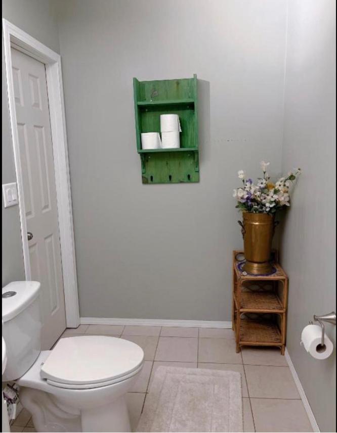 Best Garden House&3 Mins Bus Station Close C-Train&Free Parking YYC Kültér fotó